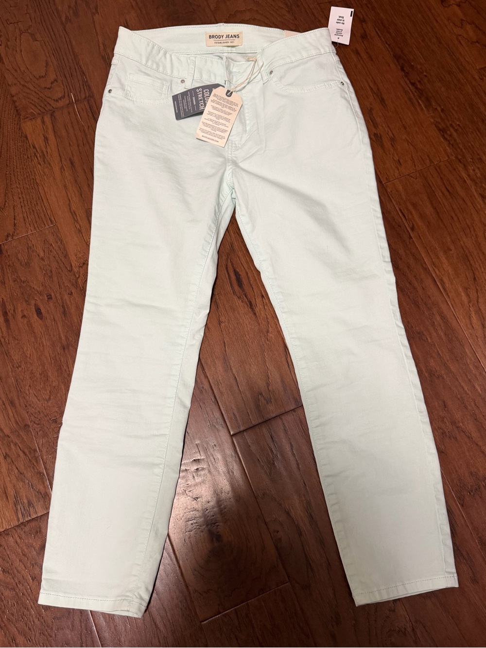 Brody Jeans Mint Cropped Straight Ankle Pants